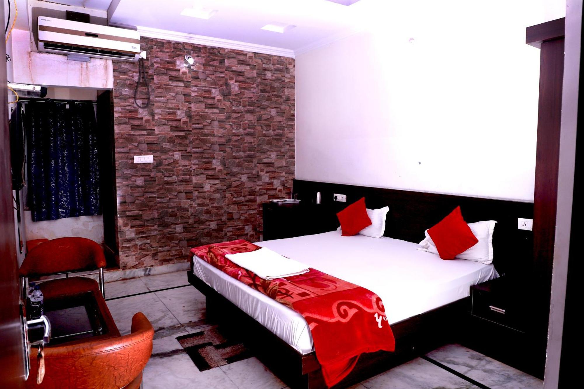 Hotel River View Khagaria Exterior photo